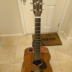 Yamaha FG800 Acoustic Guitar, Solid Spruce Top, Nato/Okoume Back/Sides