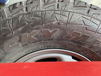 2007 toyota tacoma wheels and rims...