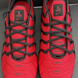 Nike Air VaporMax Plus University Red Black CU4863-600 Men's Size 9.5 NEW IN BOX