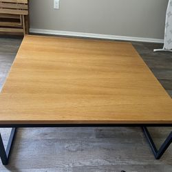 small aquare living room Table 