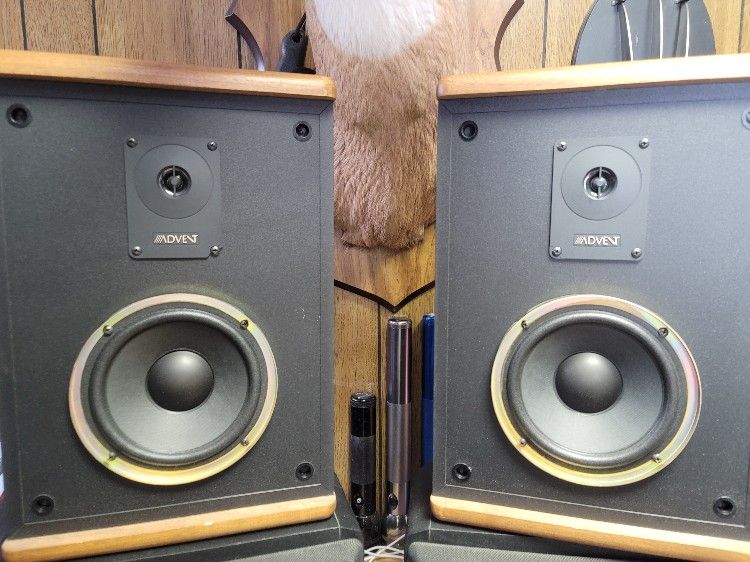 Advent Speakers. Baby Advent II