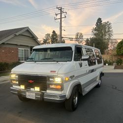 1993 Chevrolet G-Series Van
