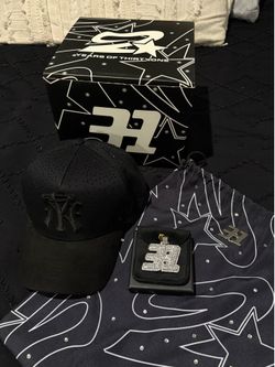 31 Hats “31 forever black”