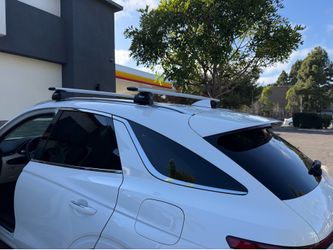 Thule Roof Rack wingbar System for Genesis GV70 (2022-2025)