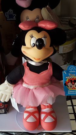 Minnie mouse figure w stand