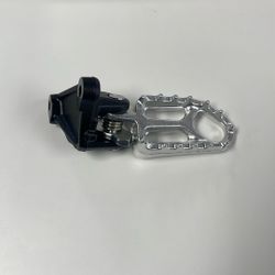 R Footpeg Assy