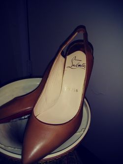 Christian loubouton hills/ size 6