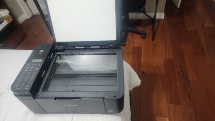 Impresora canon solo le falta tinta buenas condiciones
