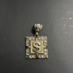 RECTANGLE NUGGET STYLE DOLLAR SIGN PENDANT (14K)
