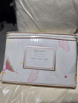 Twin sheet set
