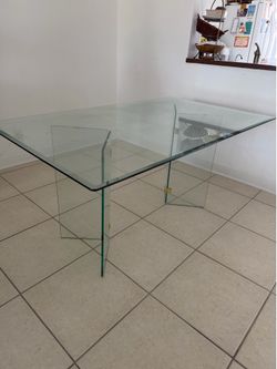 Clear glass table