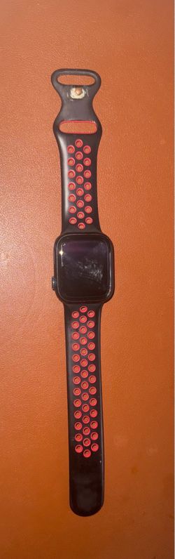 Apple Watch Series 7 (GPS, 41mm) Midnight Aluminum Case with Sport Bands+Charger+Privacy Screen Protector. Unlocked