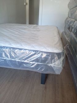 😴😴😴 $399 size California king now available 🛌🏽💤💤