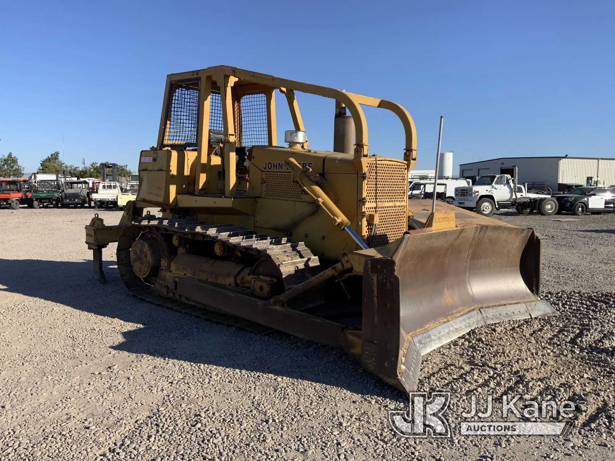 John Deere Dozer With Only 2000 Hours