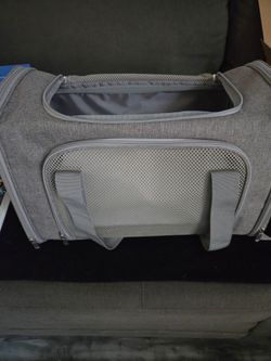 Pet carrier