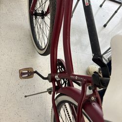 Huffy 26” Cranbrook Women's Comfort Cruiser Bike (dark Red)