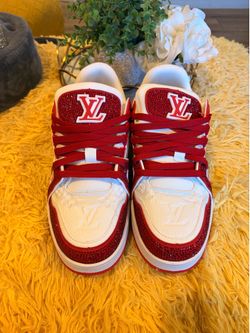LV SNEAKERS (SIZE 10)