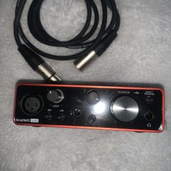 [Like New] Focusrite Scarlett Solo Studio Interface [3rd Gen] W/ XLR Cable