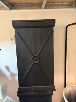 Pedestal