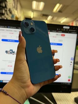 iPhone 13 128GB UNLOCKED 🔓