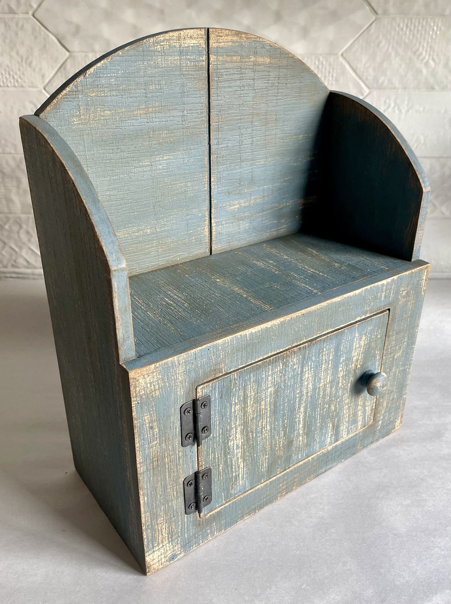 Vintage Blue Primitive Style Wooden Wall Mountable Shelf 