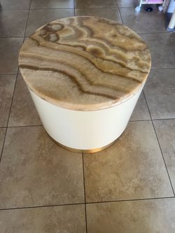 Round Onyx stone top side table