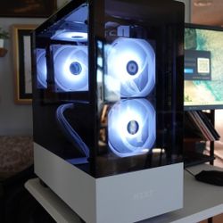 Custom White Ryzen 7 Gaming PC