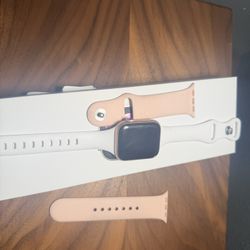 Apple Apple Watch Series 6 (GPS + Cellular) 40mm Gold Aluminum Case with Pink Sand Sport Band - Gold (AT&T) - (2020)