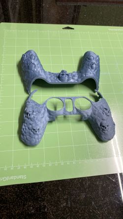Custom Skull Faceplate for PS4 Controller – 3D Printed Front and Back Shell Kit – Horror Gaming Mod