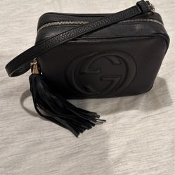 Gucci Pebbled Calfskin Small Soho Disco Bag Black