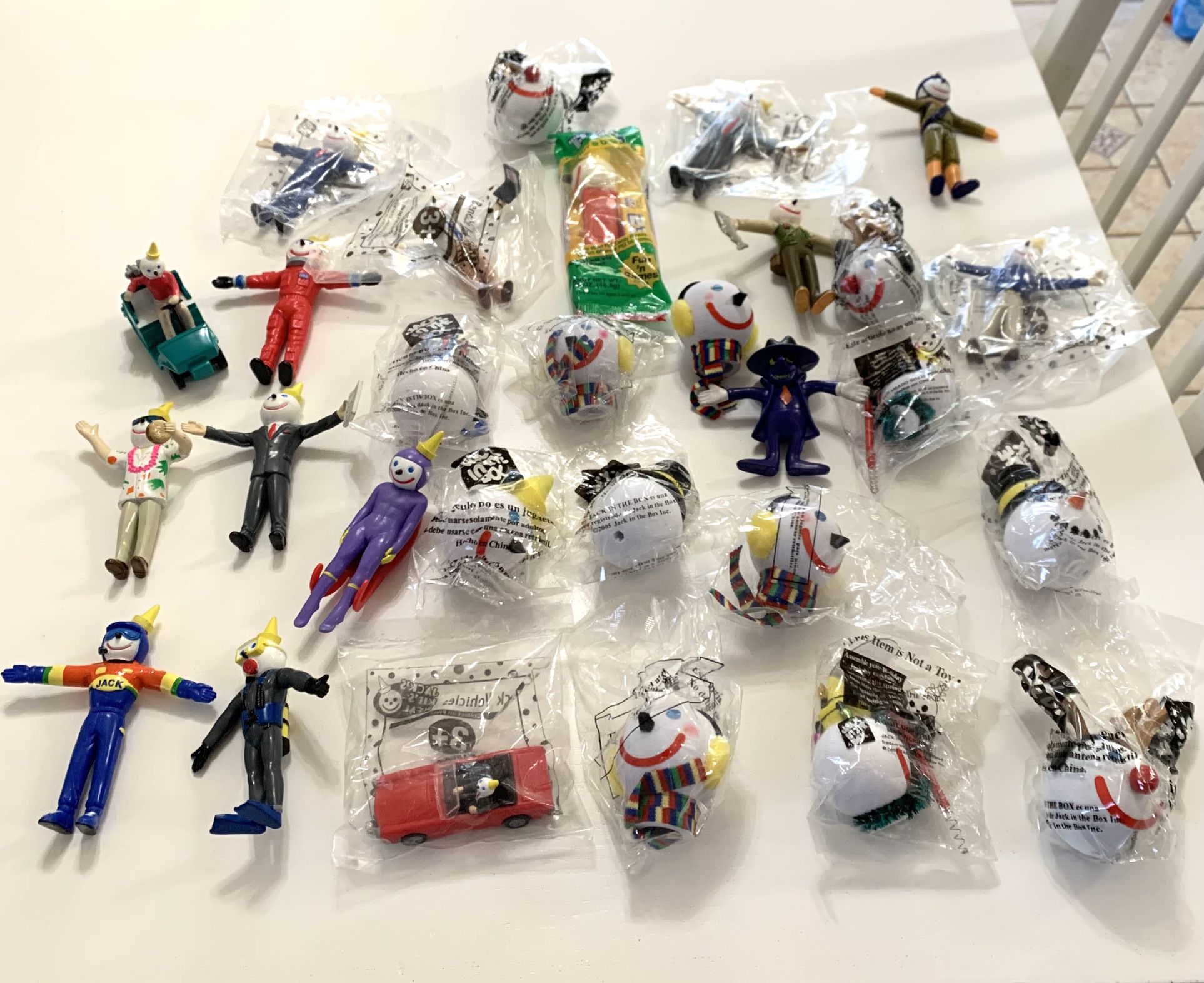 VINTAGE JACK IN THE BOX TOYS/ AND ANTENNA BALLS / NEW/ 29 ITEMS