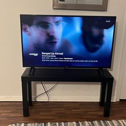 35inch ROKU TV with remote control