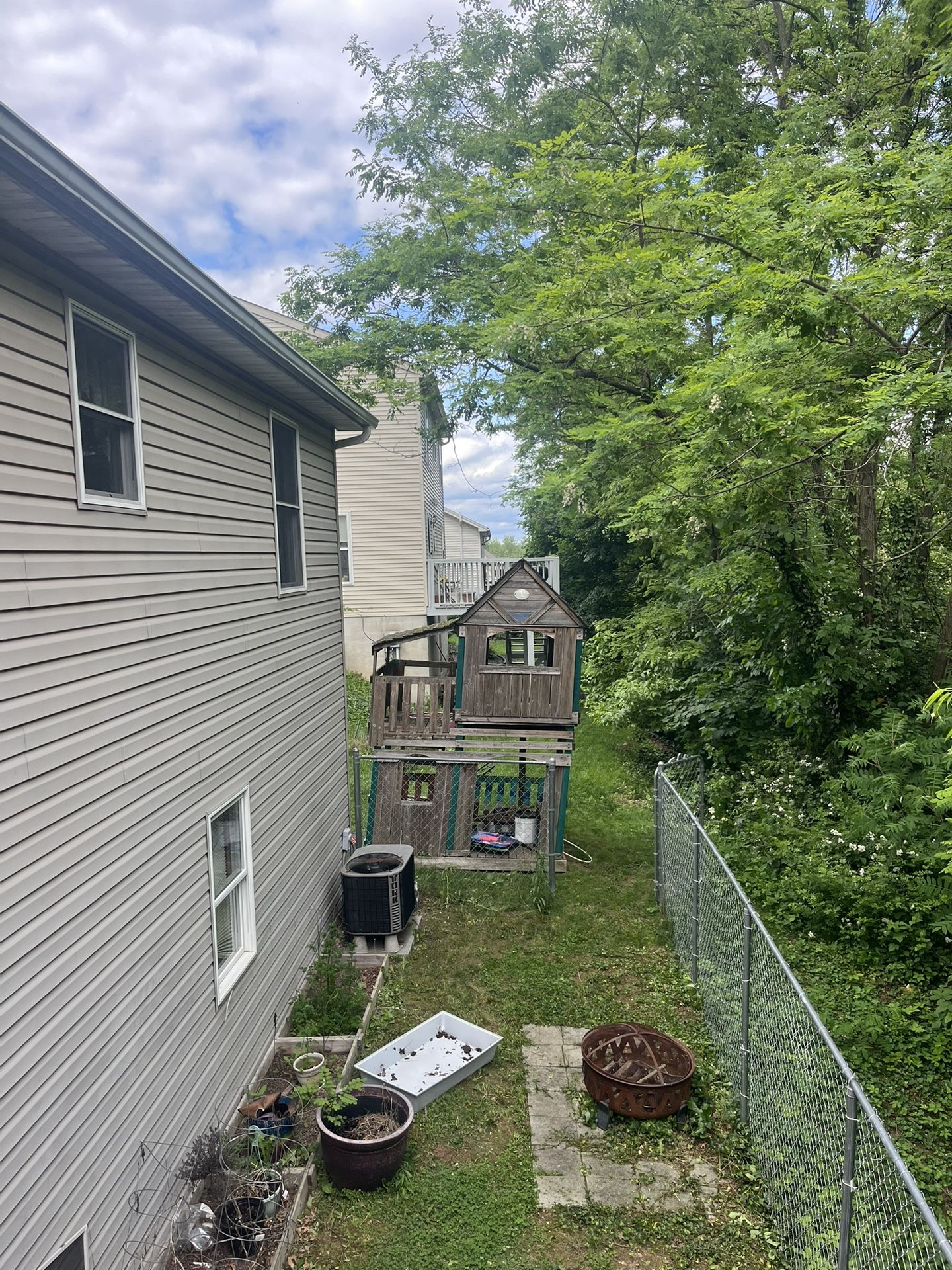 Free 2 Story Treehouse
