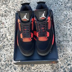 Air Jordan 4 Red Thunder 