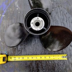 Outboard Propellers 