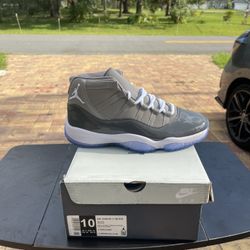 Air Jordan 11 “Cool Grey” size 10