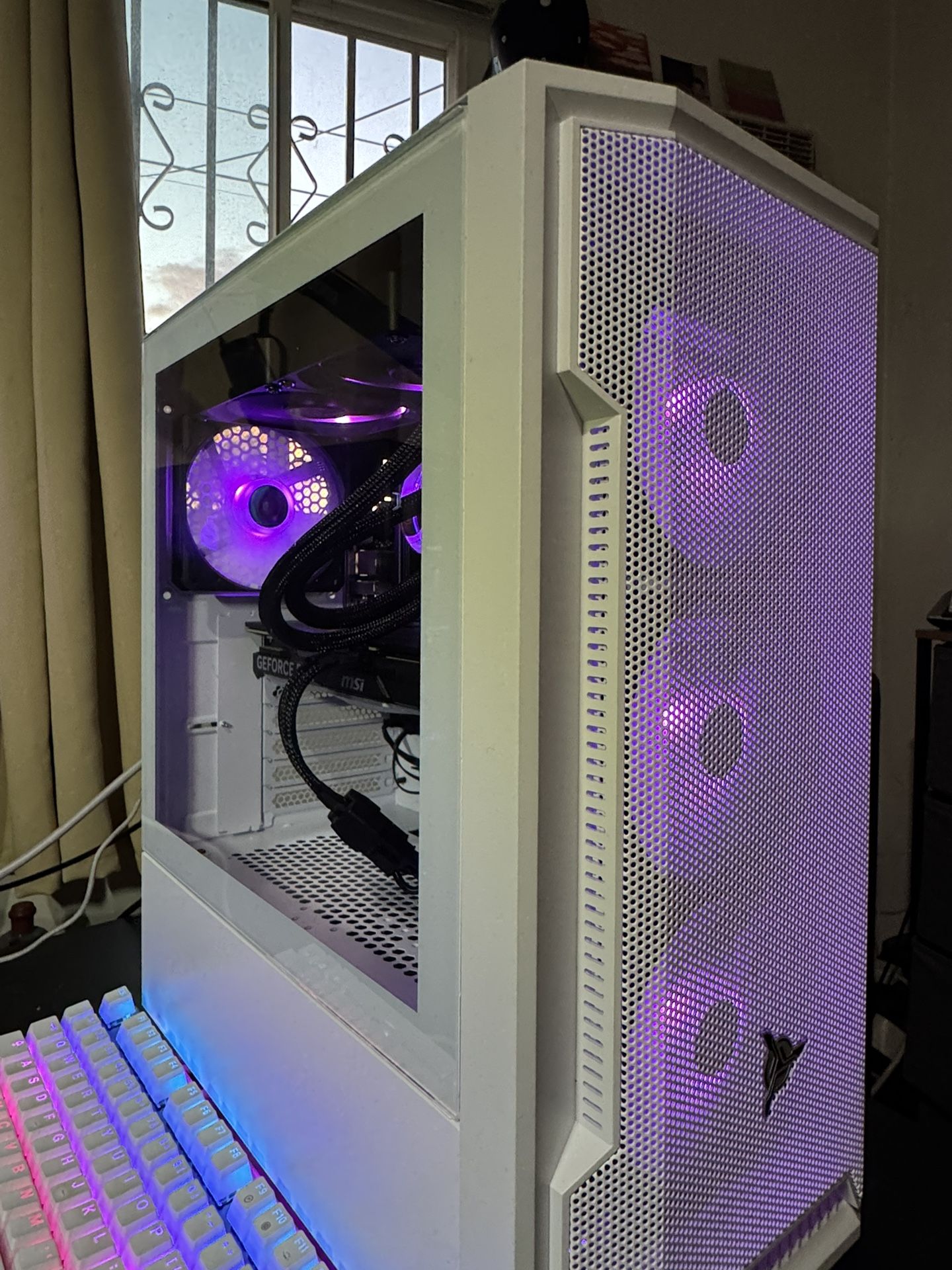 🔥 RTX 4070 Super Gaming PC – Ryzen 5 7600X / 32 GB DDR5 – Like New