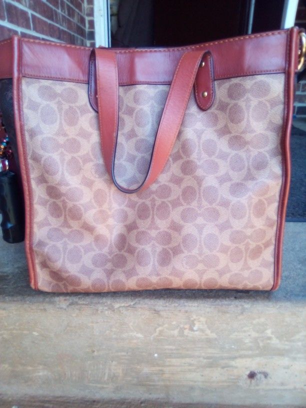 Coach Field Tote 