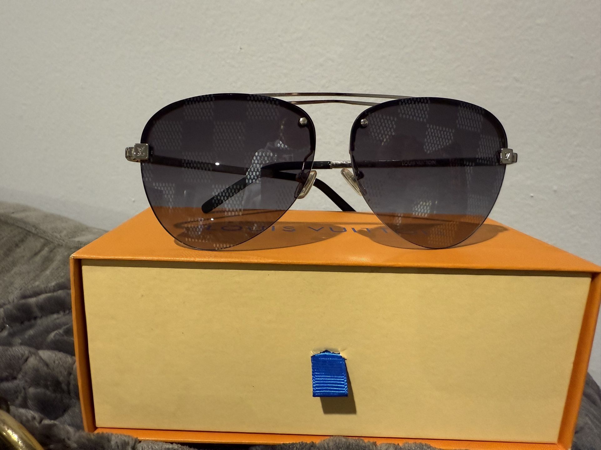 Louis Vuitton Aviator Sunglasses 
