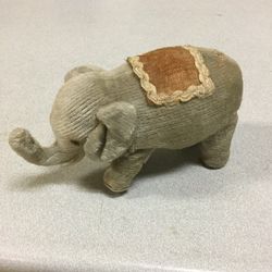 1930 Vintage Rare Cloth Textured Elephant Windup Tin Toy 