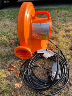 Inflatable waterslide blower