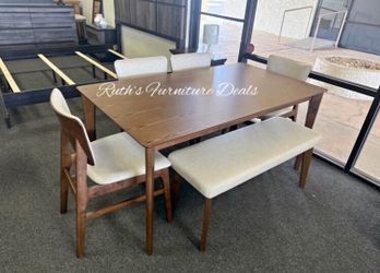 Gorgeous! 6-Pc Rolstan Dining Table Set