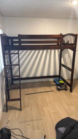 Twin size bed