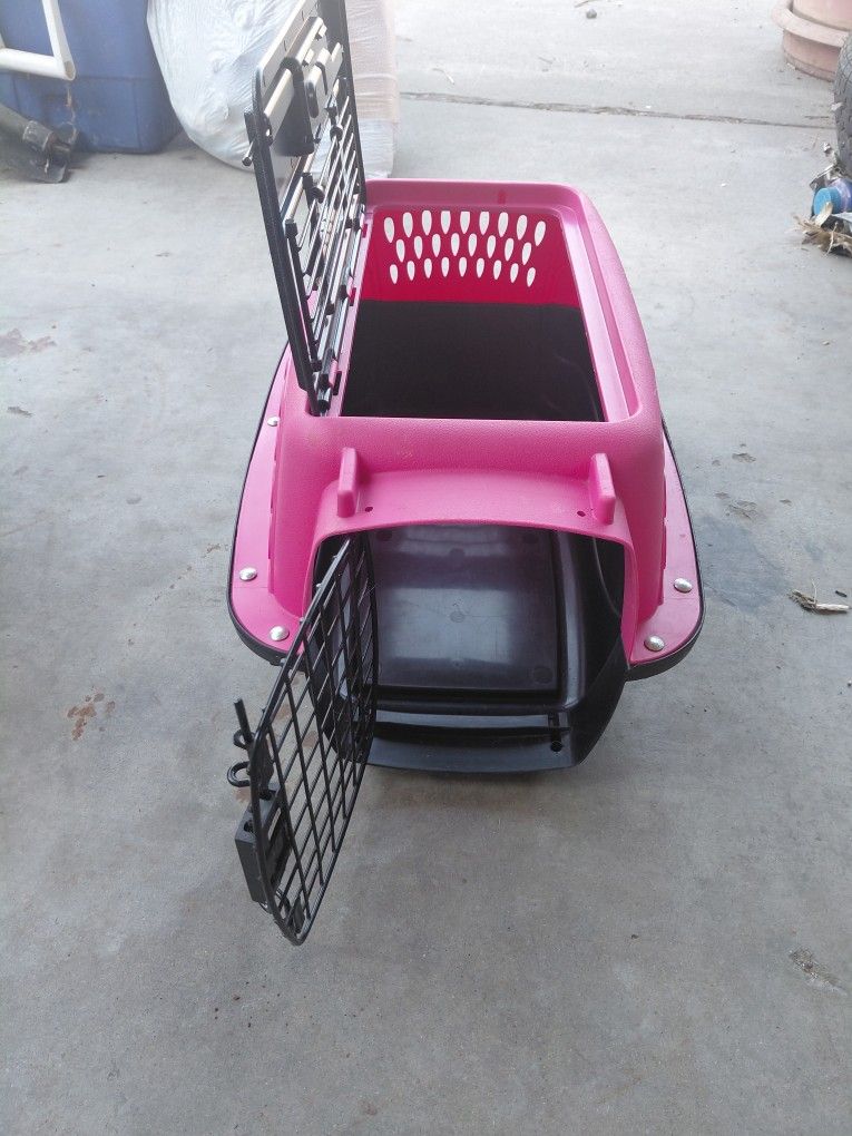 Small Pink Pet Carrier