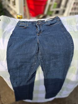 NYDJ Not Your Daughter’s Jeans Dark Wash Slimming Jeans Size 10 – Embellished Pockets