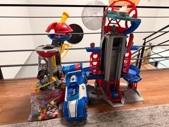 PAW Patrol Ultimate City Tower Playset