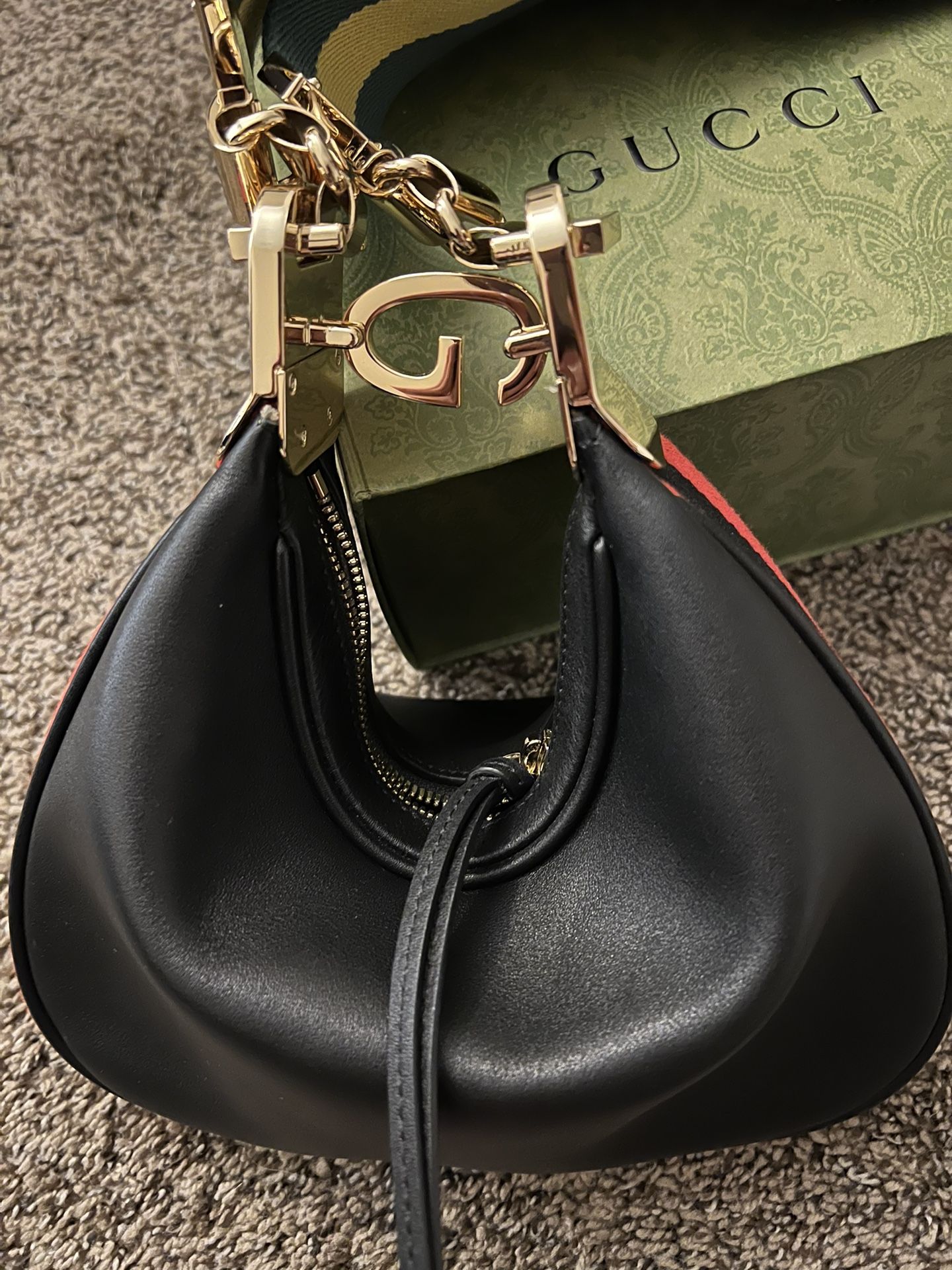 Kate Spade Tote Bag for Sale in Chula Vista, CA - OfferUp