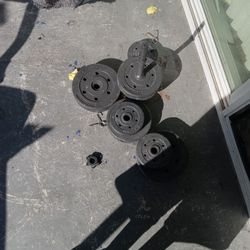 Weight Bench With The Accessories