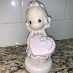 Precious Moments Girl With Happy Birthday Heart Cake