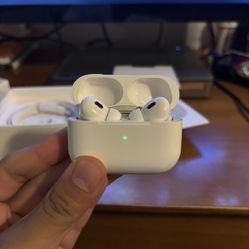 AirPods Pro 2nd Generation Noise Cancellation 